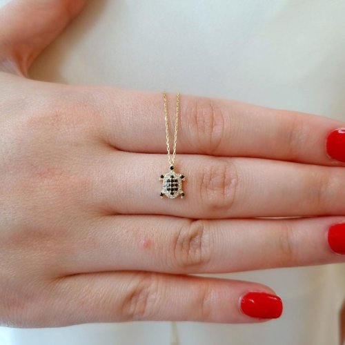 CNG Jewels - Minimal Siyah Kaplumbağa Gümüş Kadın Kolye