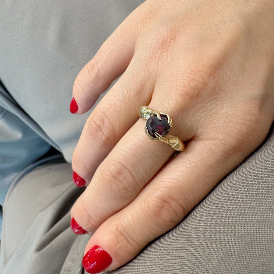 14 Ayar Altın Kırmızı Taşlı Sarılan El Yüzük - CNG Jewels (1)