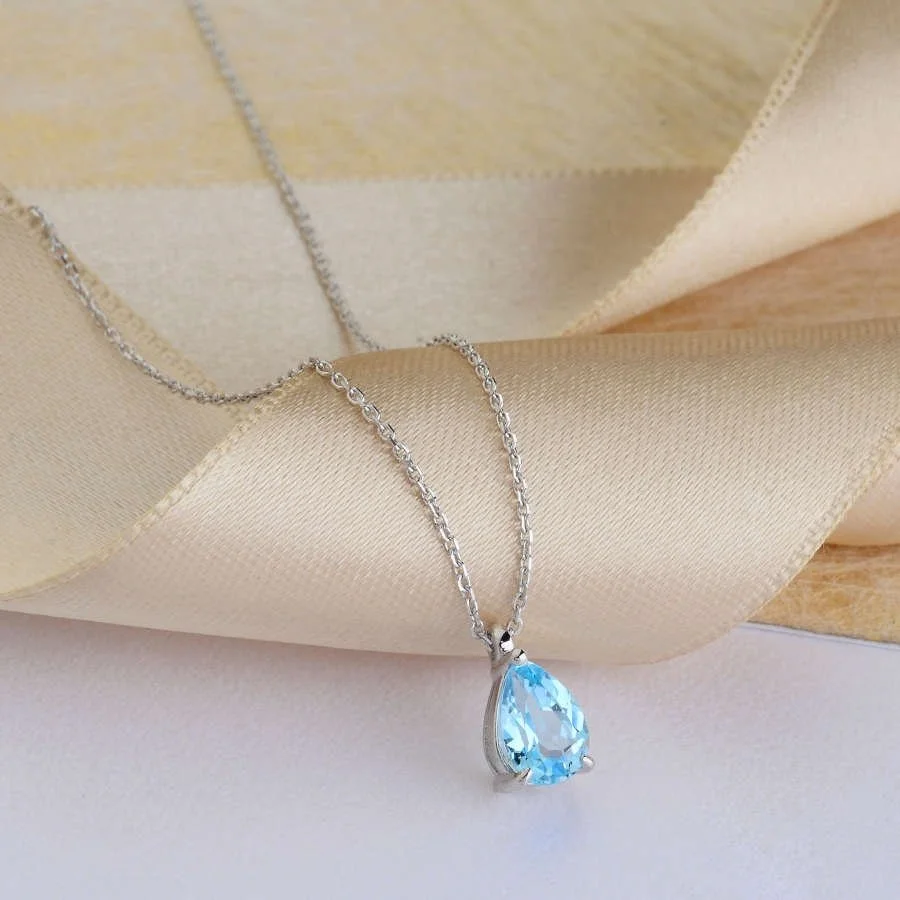 Damla Blue Topaz Beyaz Altın Kolye