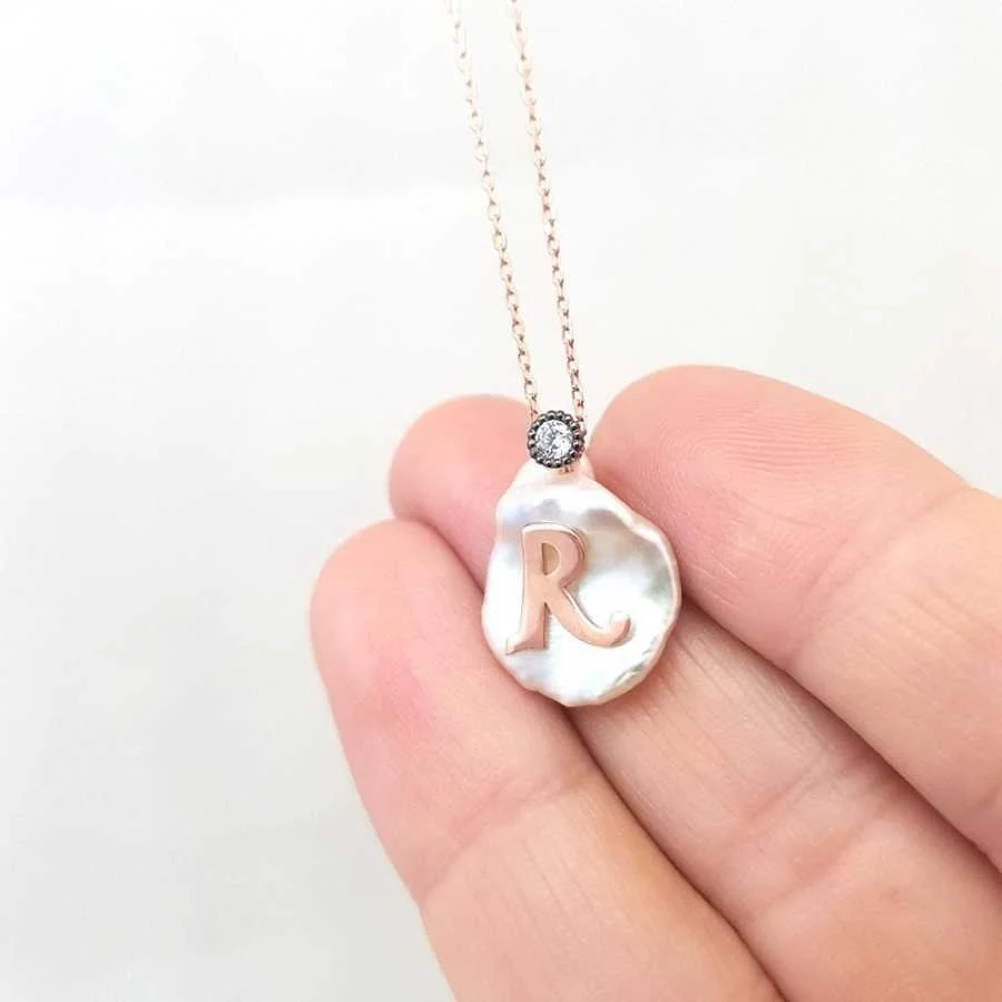 Natural Pearl Letter R Silver Women's Necklace - 1