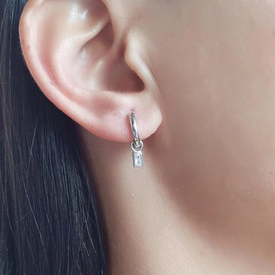 Baget Taşlı Küçük Halka Gümüş Kadın Küpe - 1