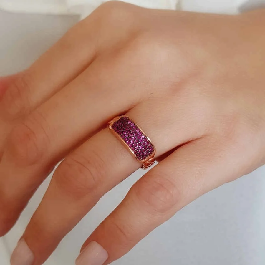 Kolu Zincir Desenli Pembe Taşlı Gümüş Kadın Yüzük - 1