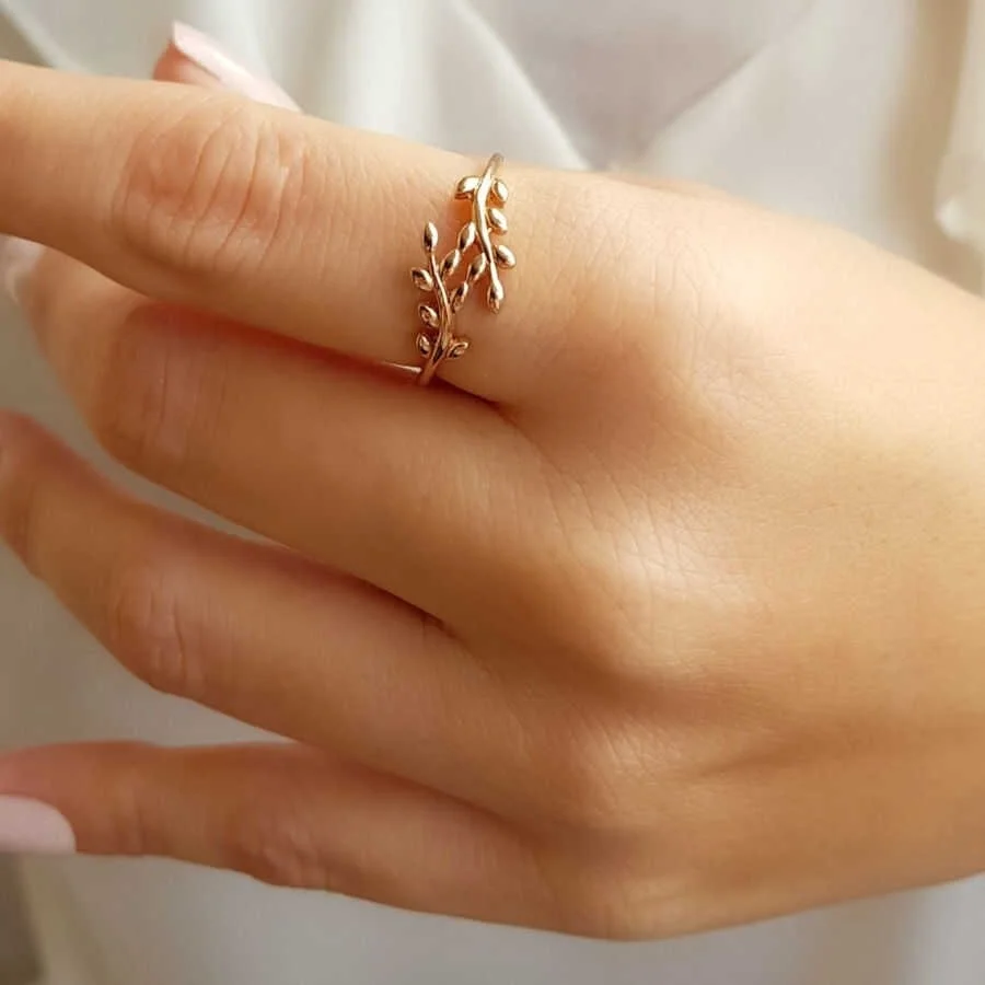 Laurel Leaf Rose Gold Ring