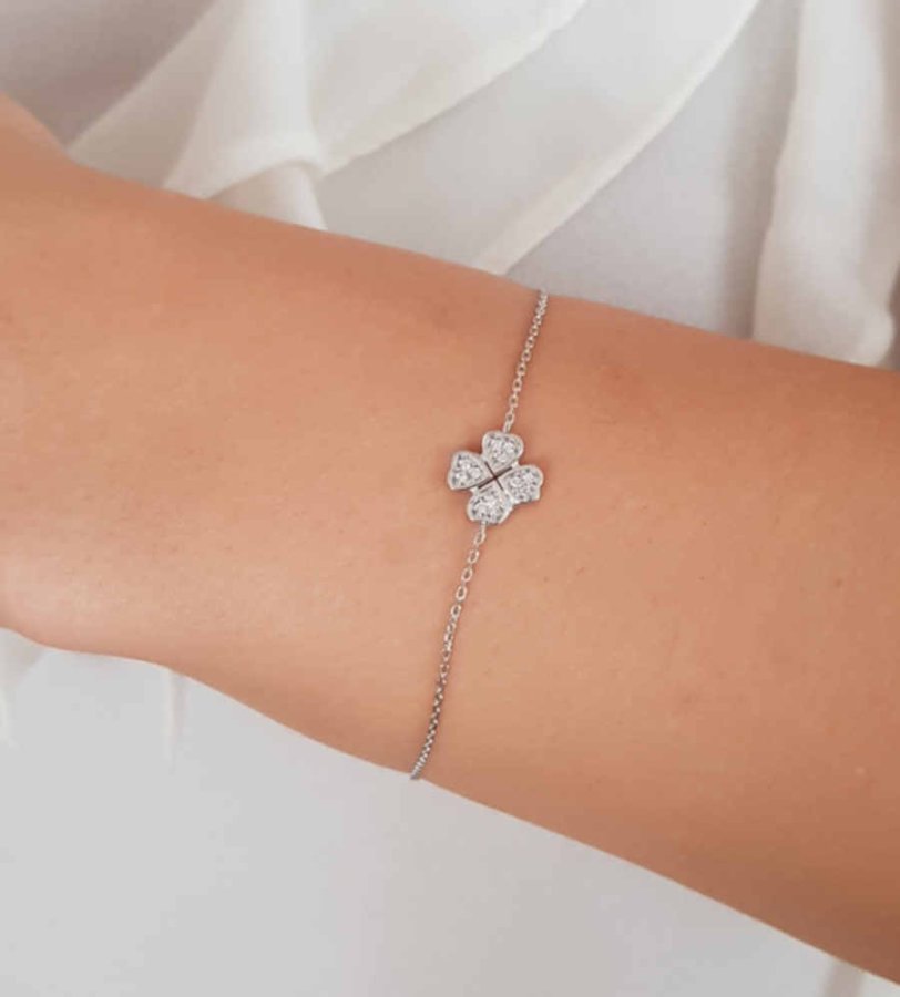 Minimal Four Leaf Clover Women's Silver Bracelet - CNG Jewels