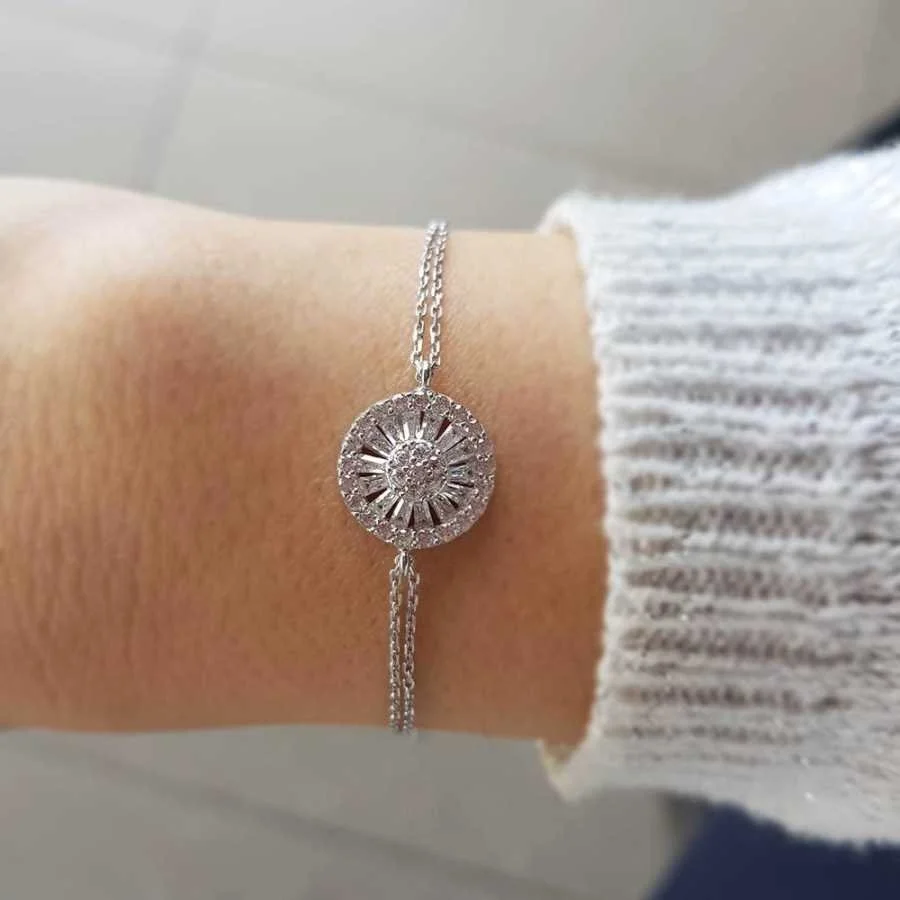 Trapez Baget Taşlı Yuvarlak Kadın Gümüş Bileklik - 1