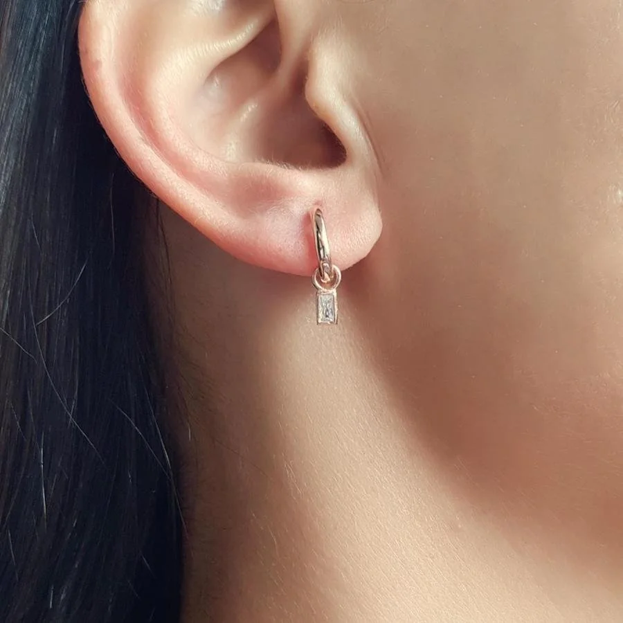 Baget Taşlı Küçük Halka Rosegold Gümüş Kadın Küpe - 1