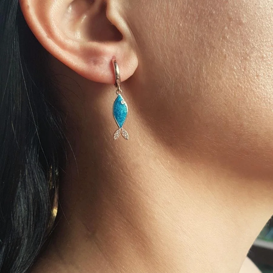 Sallantılı Mavi Mineli Balık Trend Gümüş Kadın Küpe - 1