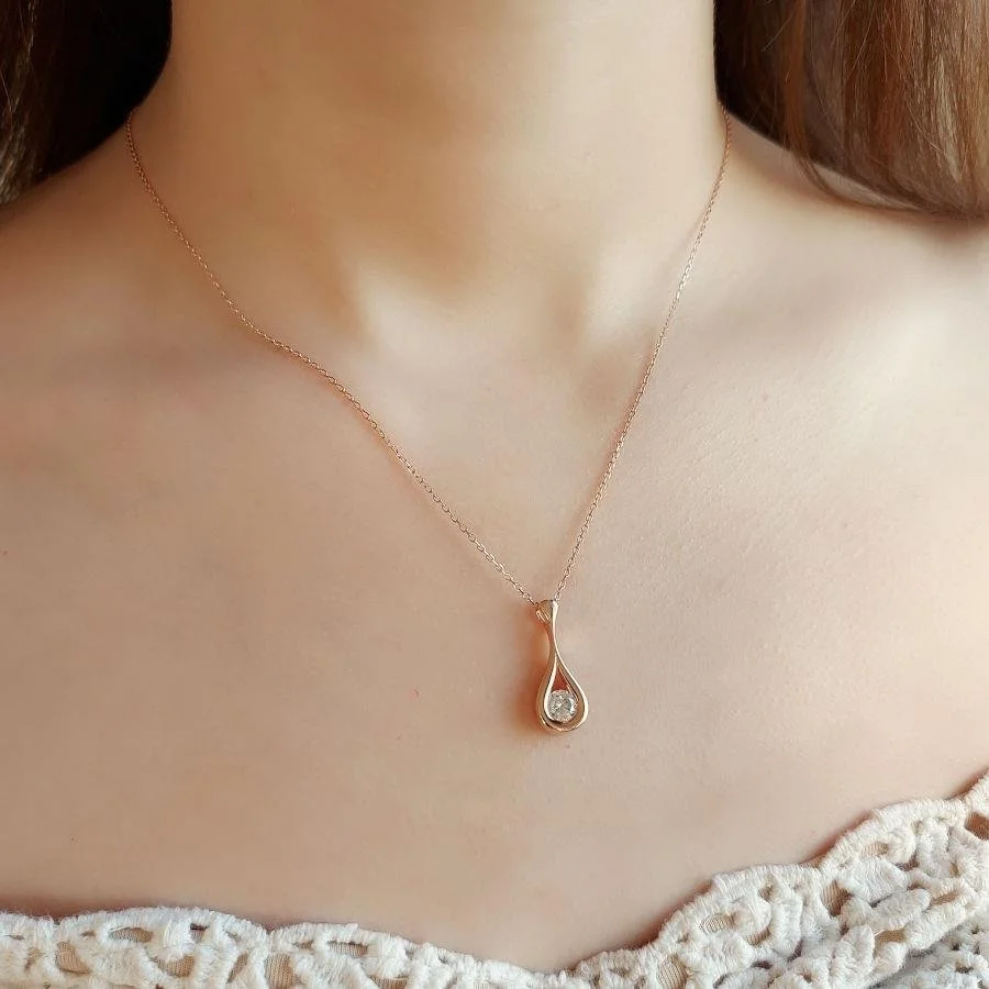 Su Damlası Figürlü Tektaş Rose Gümüş Kadın Kolye - 1