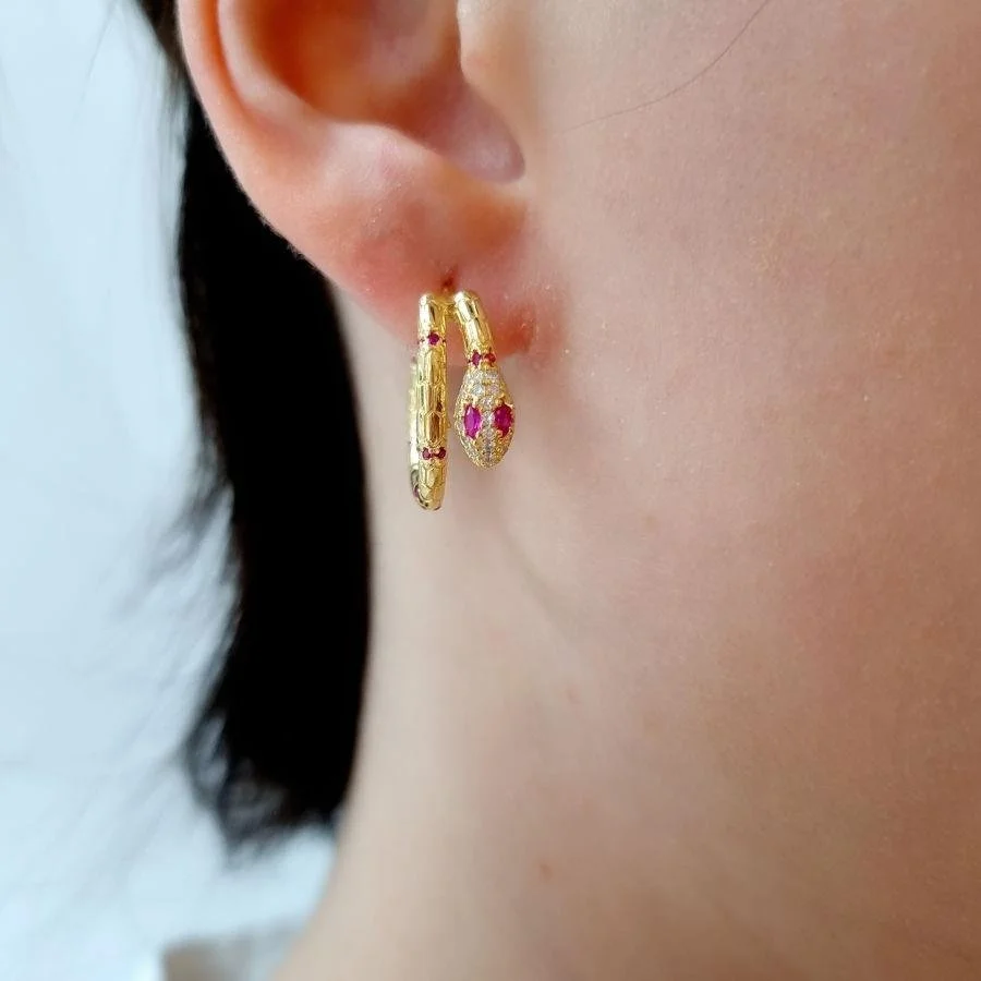 Taşlı Yılan Gümüş Halka Küpe - 2