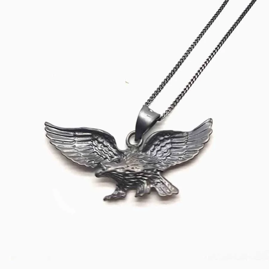 Taşsız Mat Eskitme Siyah Kartal Gümüş Erkek Kolye - 1