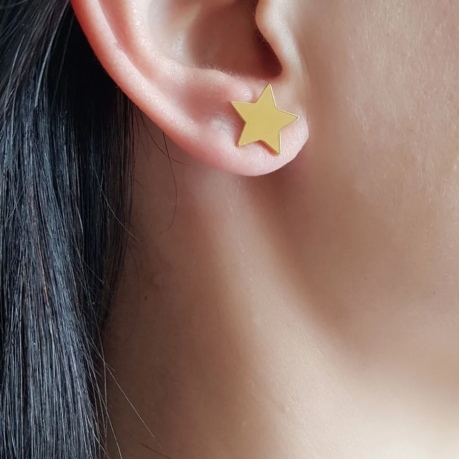 Taşsız Parlak Gold Rengi Yıldız Gümüş Kadın Küpe - 1