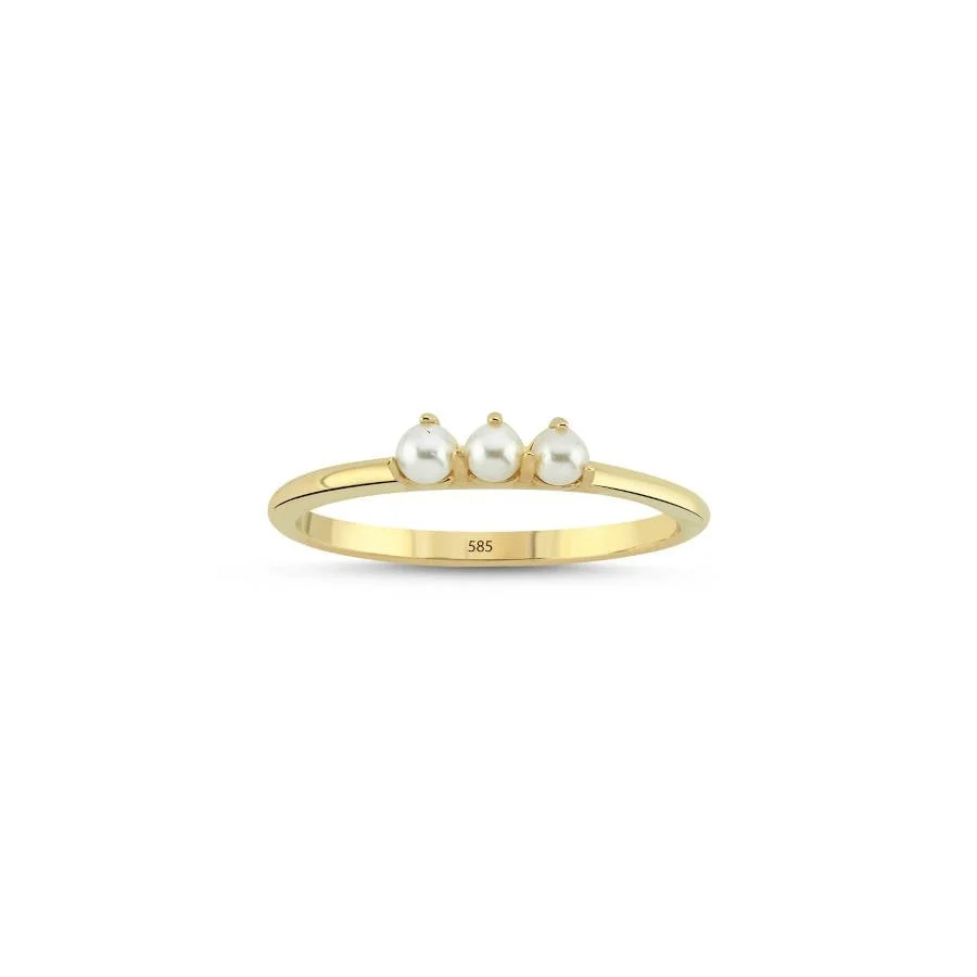 Thin Trend Gold Ring with Small Three Pearls