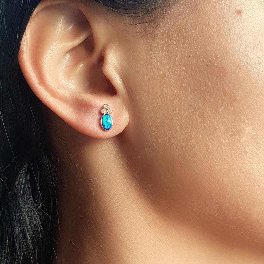 Tria Oval Mavi Opal Rose Gümüş Kadın Küpe - CNG Jewels