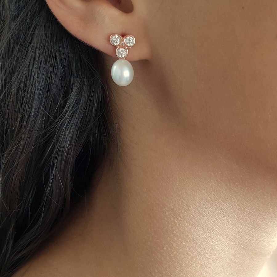 Tria Taşlı Doğal Damla İncili Gümüş Kadın Küpe - CNG Jewels (1)